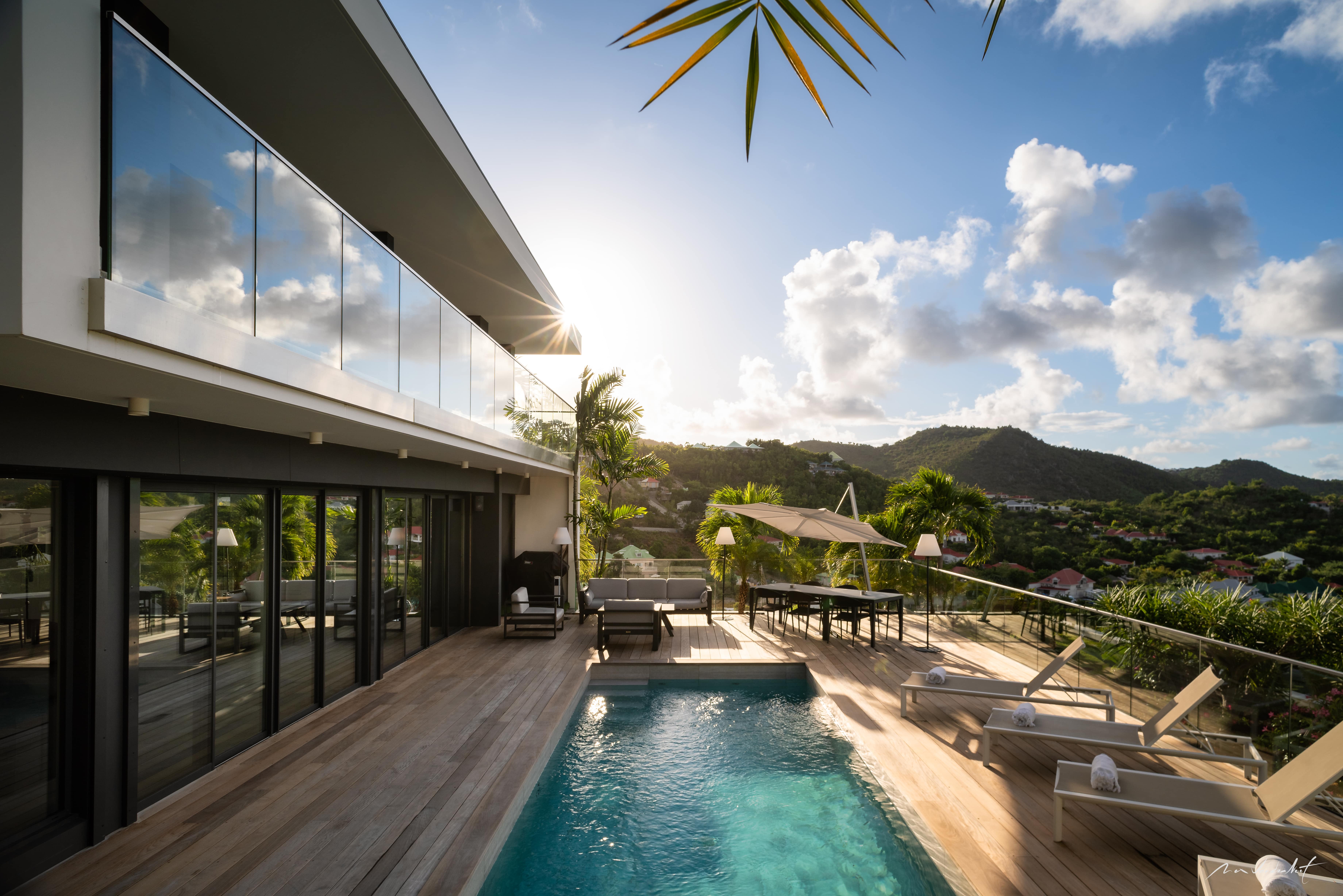 Caribbean villa photo 2